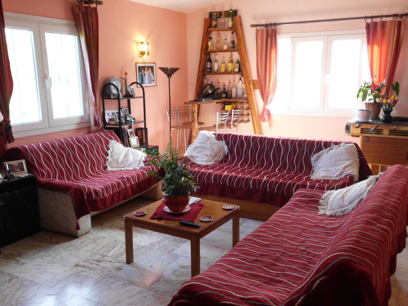 Listing photograph 10 of 13 of the house in Alykes Potamou, published by Roula Rouva Real Estate.