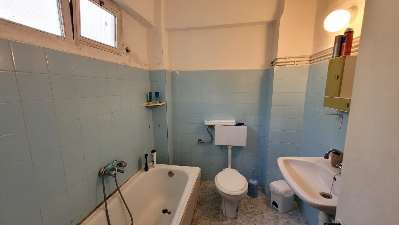 Listing photograph 7 of 12 of the house in Argirades, published by Roula Rouva Real Estate.