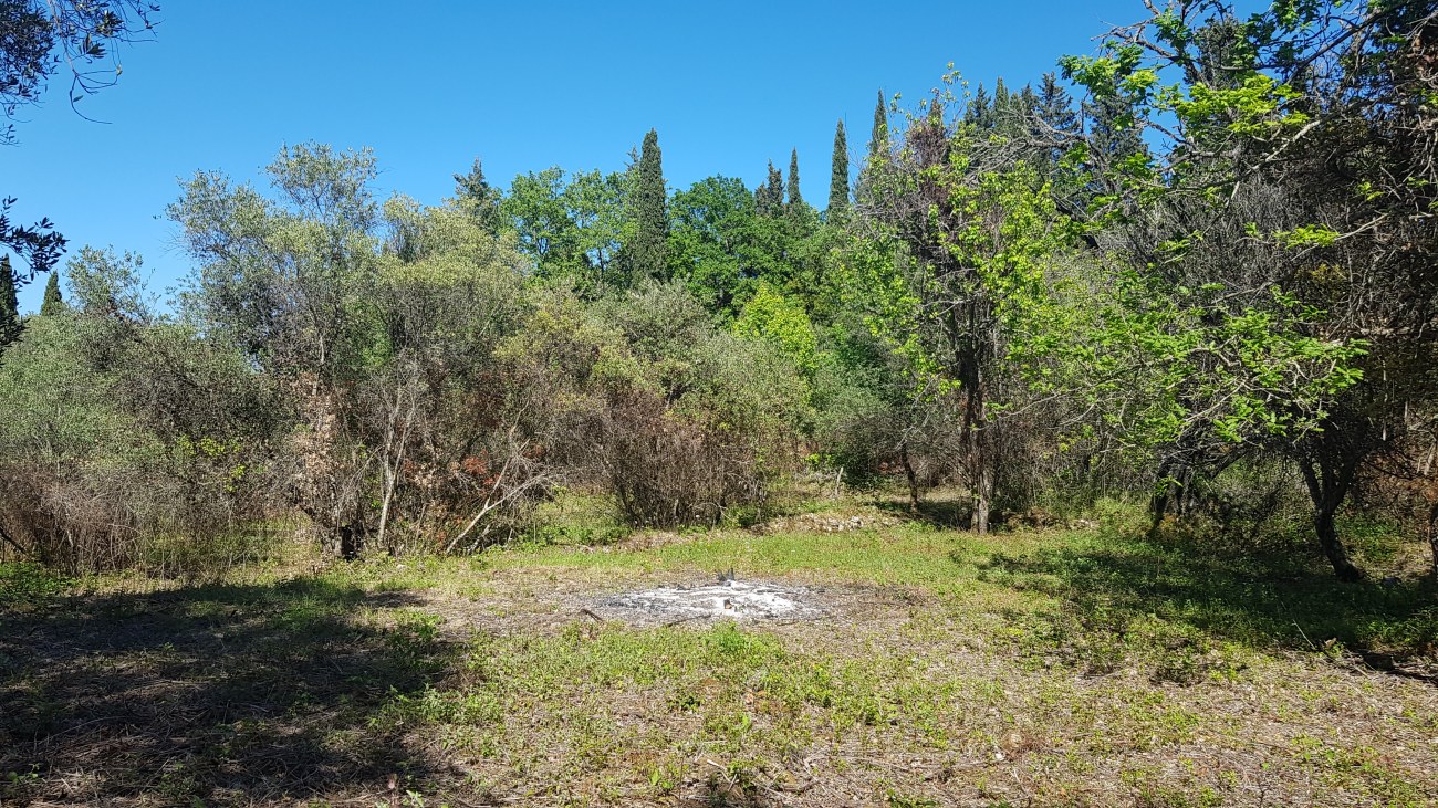 Listing photograph 2 of 8 of the land in Agii Deka, published by Roula Rouva Real Estate.