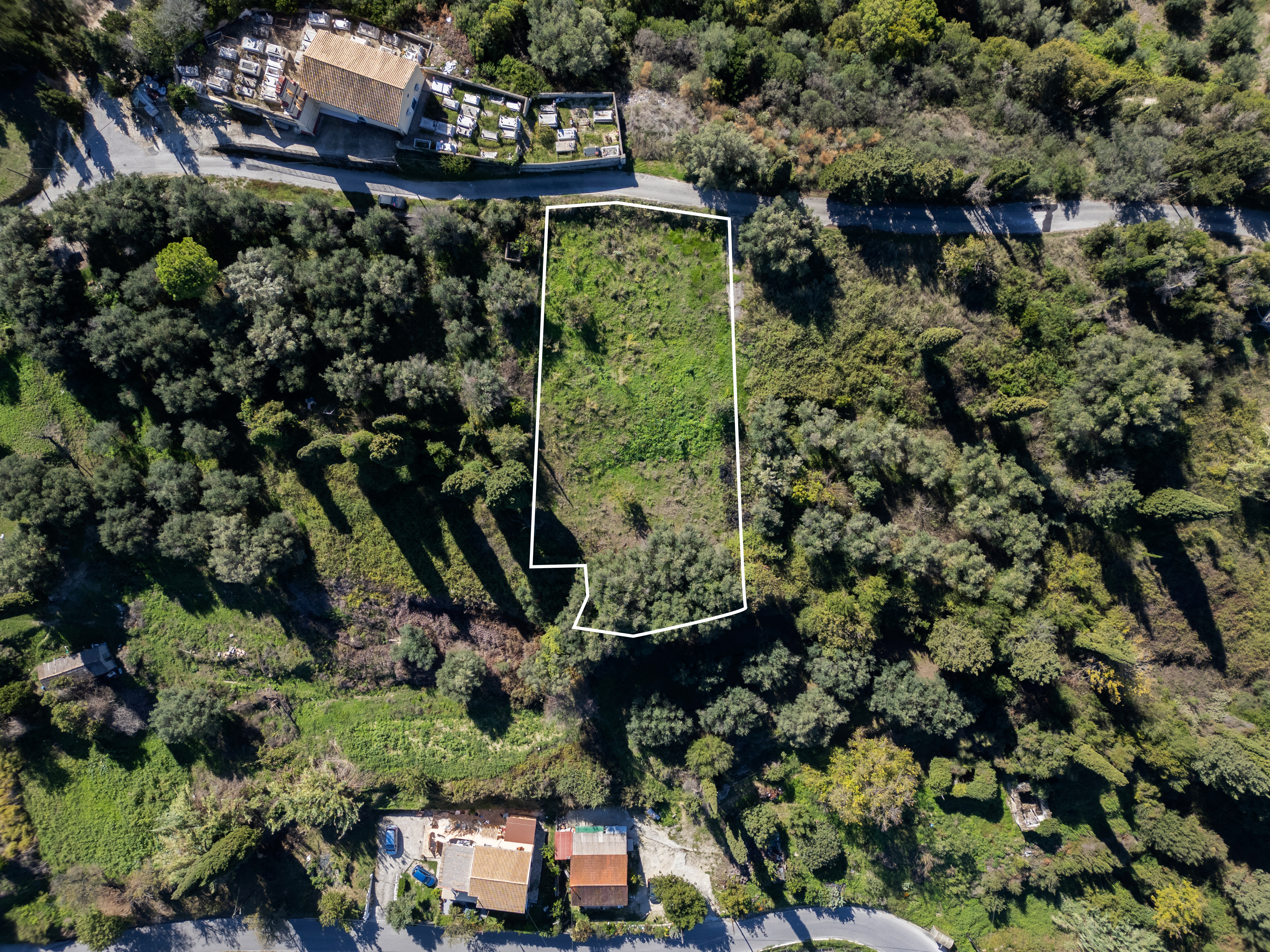 Listing photograph 2 of 10 of the land in Dafni, published by Roula Rouva Real Estate.