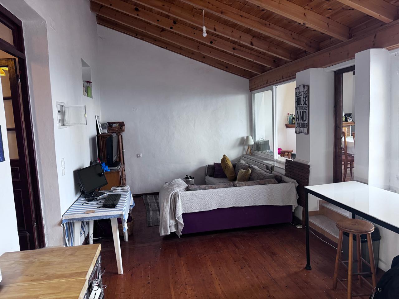 Listing photograph 5 of 16 of the house in Episkepsi, published by Roula Rouva Real Estate.
