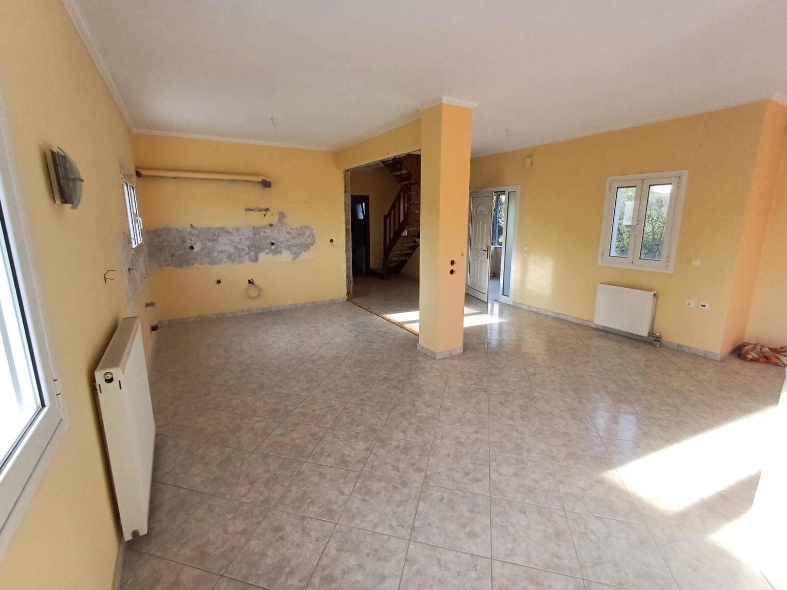 Listing photograph 4 of 12 of the house in Potamos, published by Roula Rouva Real Estate.