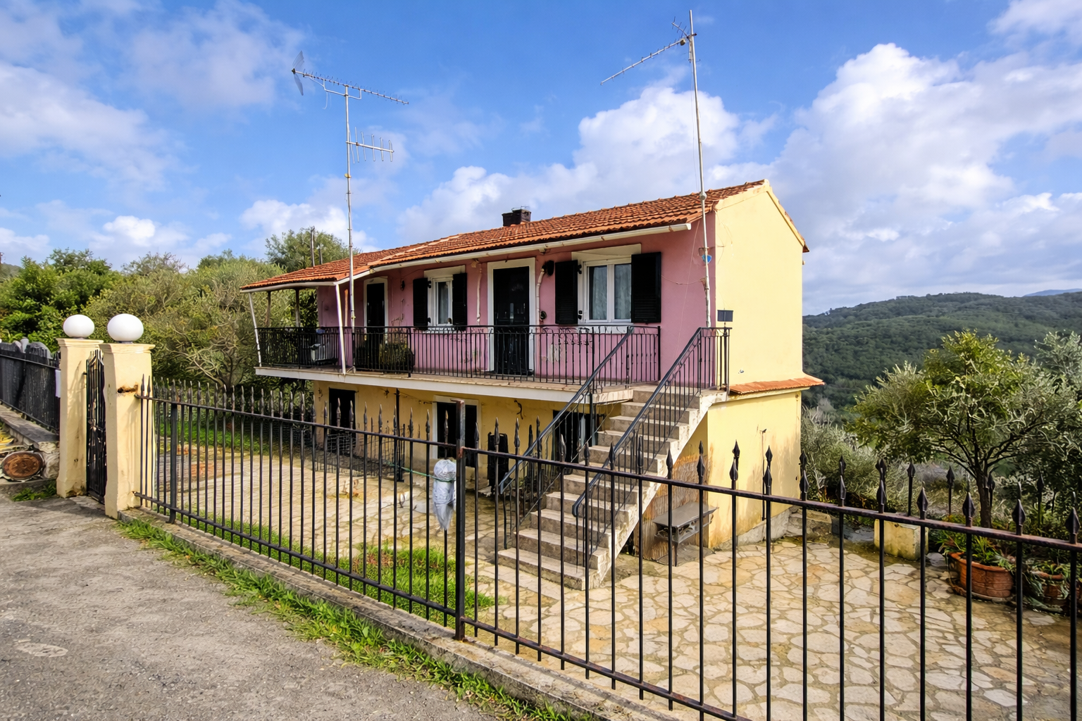 Photo of First Floor Apartment with Balconies and Mountain Views – Chorepiskopi, Corfu