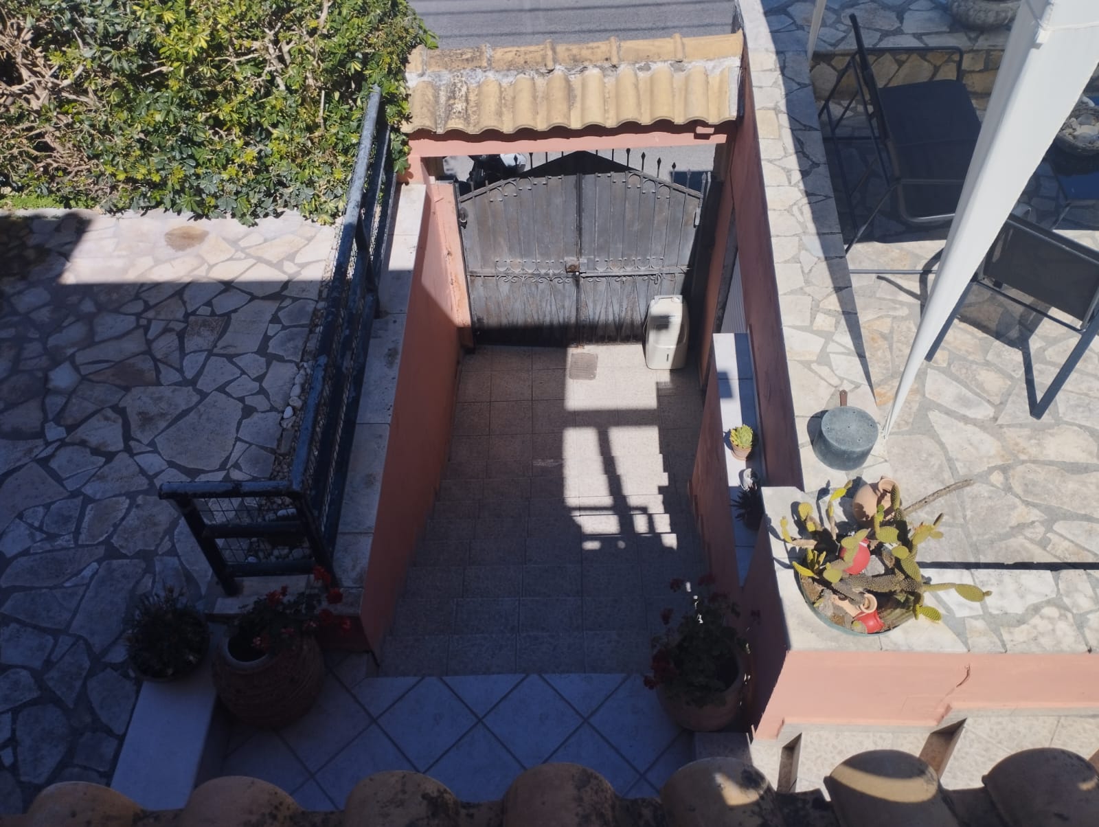 Listing photograph 10 of 10 of the house in Chrisiida, published by Roula Rouva Real Estate.