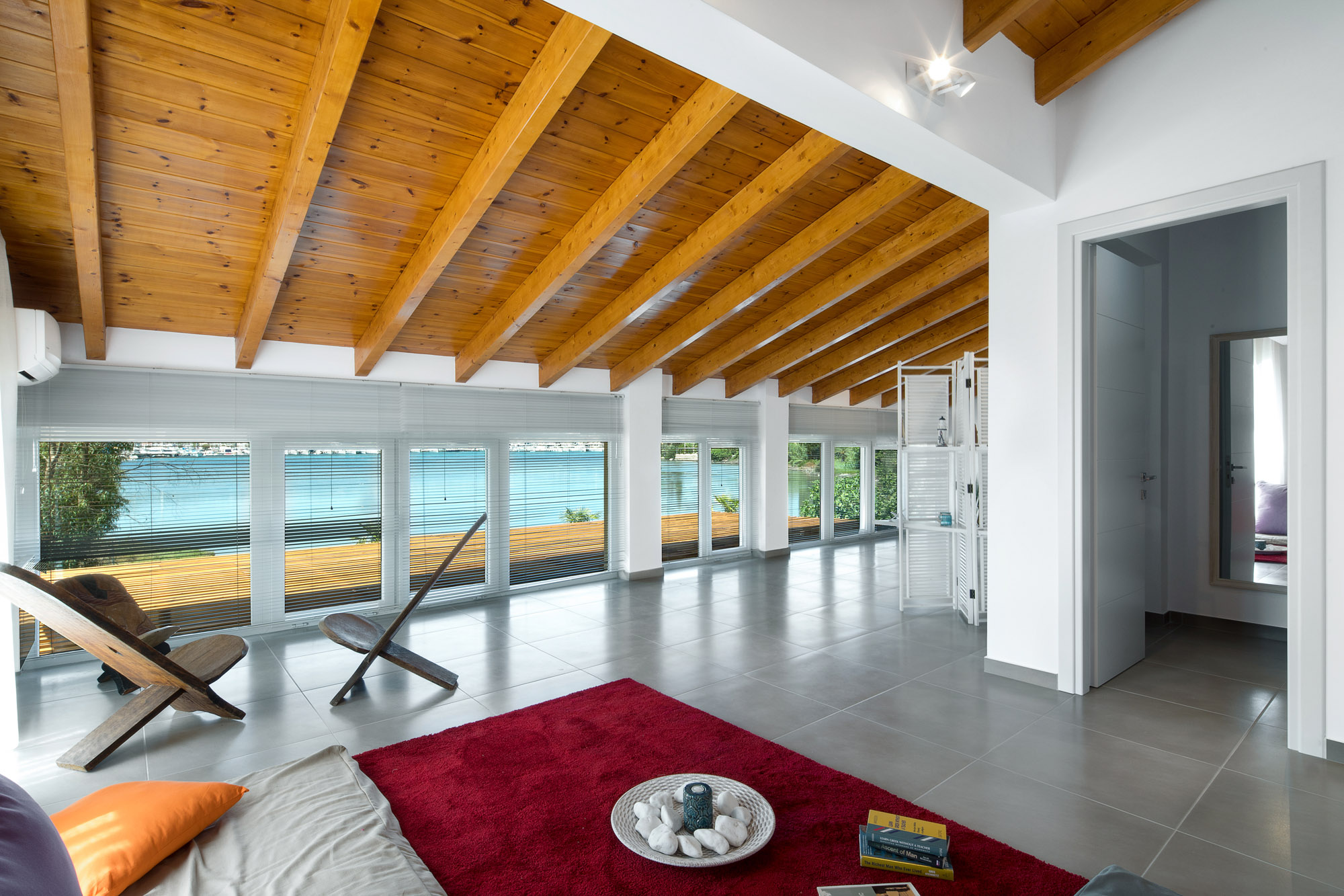 Listing photograph 9 of 11 of the house in Kontokali, published by Roula Rouva Real Estate.