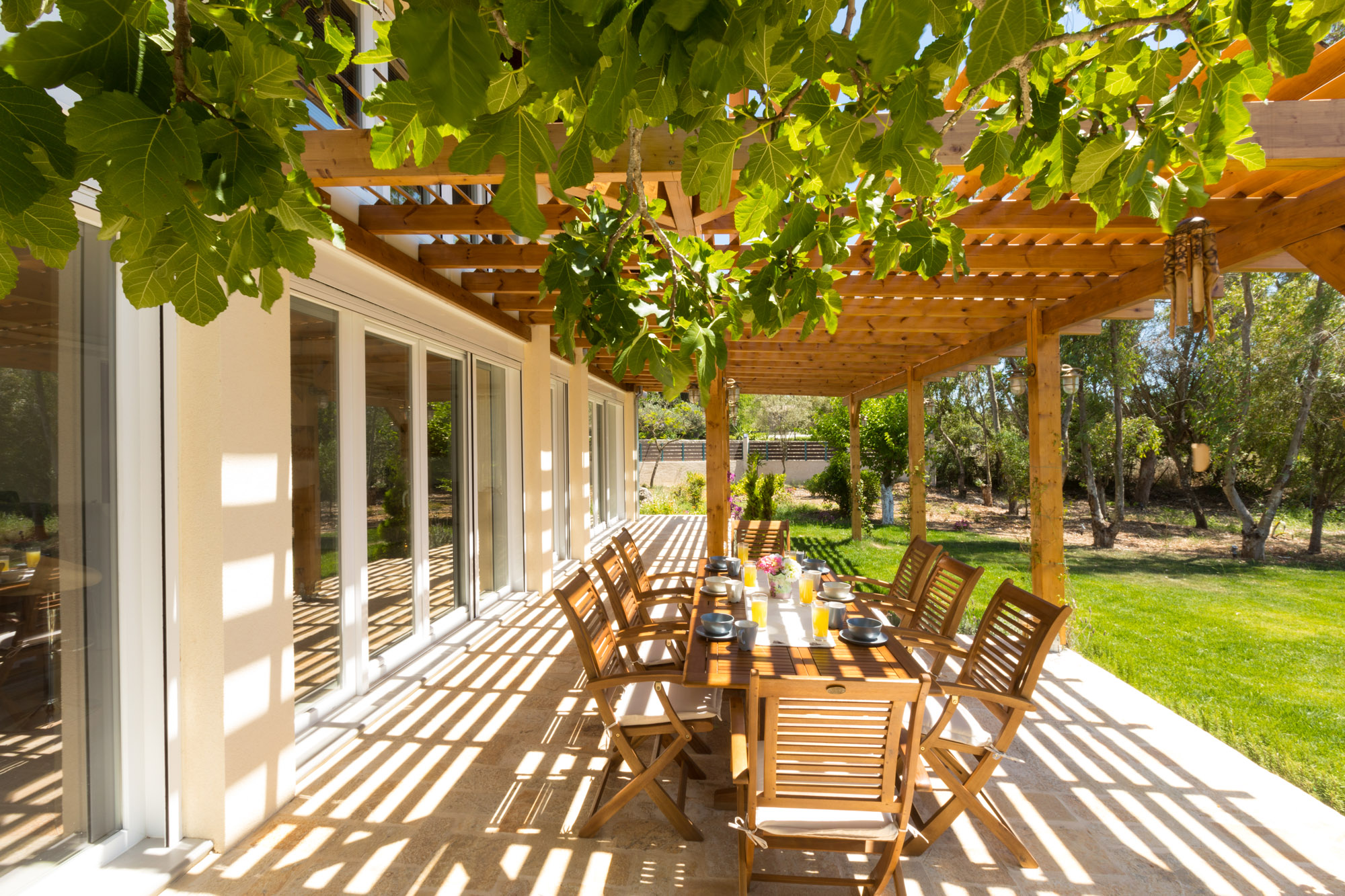 Listing photograph 2 of 11 of the house in Kontokali, published by Roula Rouva Real Estate.