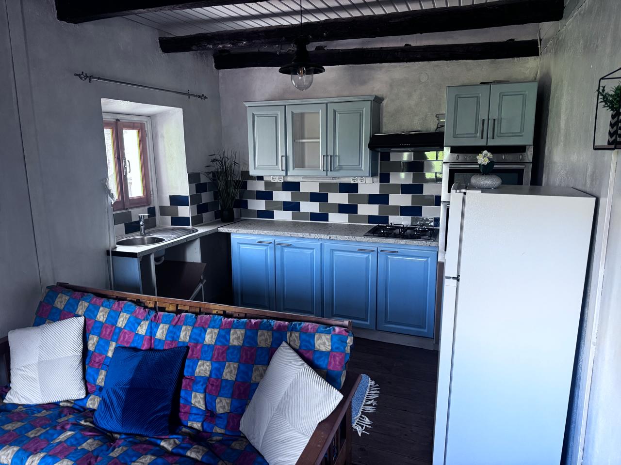 Listing photograph 3 of 9 of the house in Magoulades, published by Roula Rouva Real Estate.