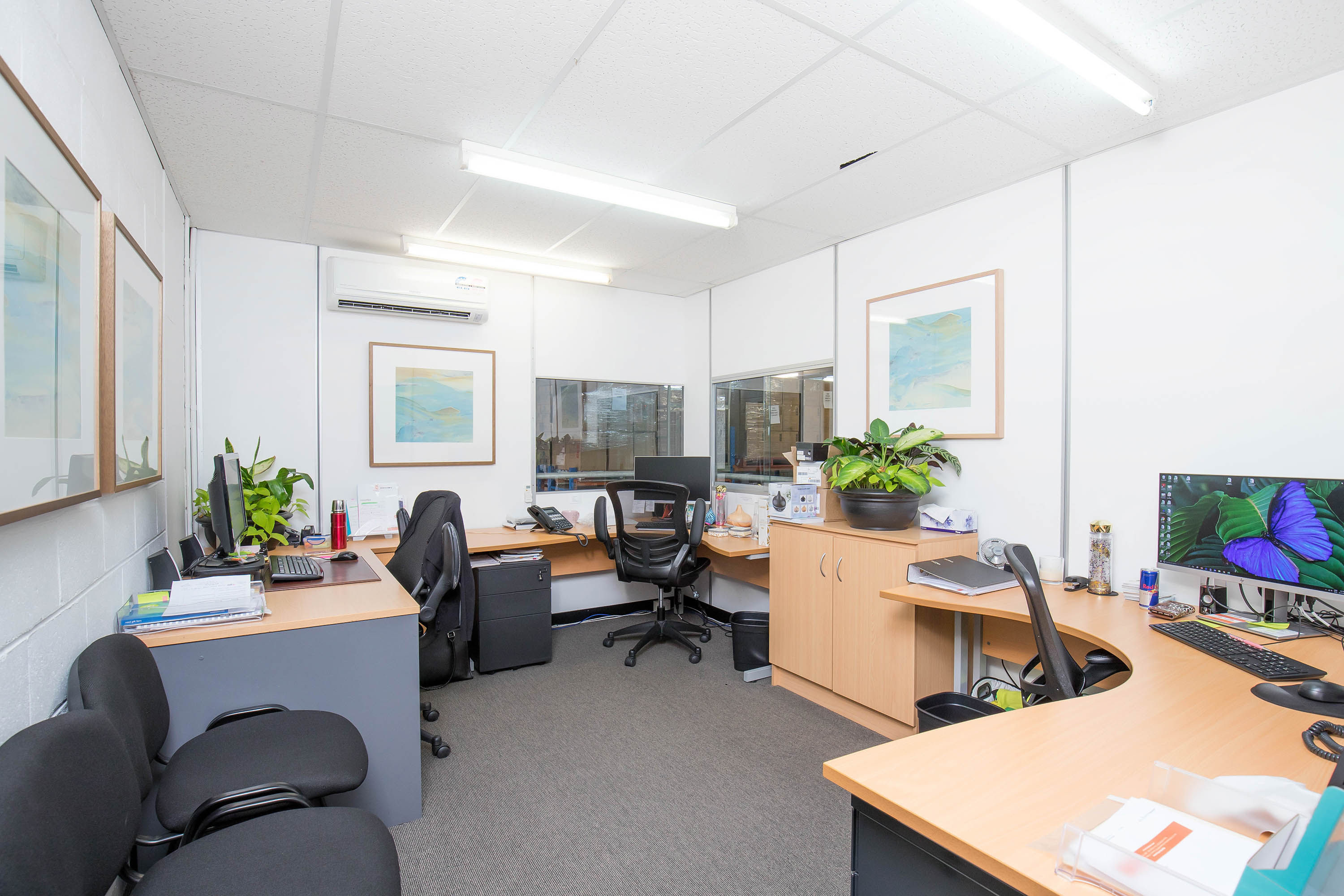 817m²* Warehouse Kirrawee Boutique Complex Commercial Property