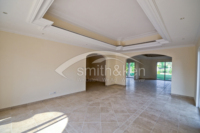 556 - Luxury Villa - 928/9331/11/10/0010 (#015976)