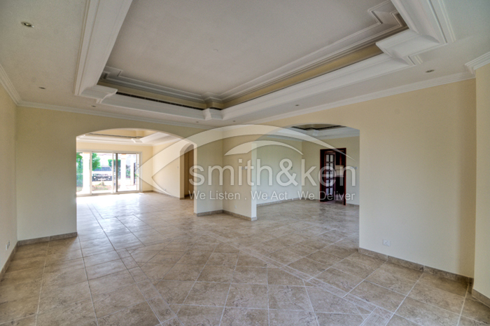 556 - Luxury Villa - 928/9331/11/10/0010 (#015976)
