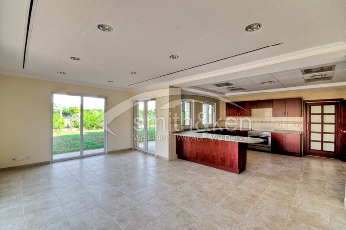 556 - Luxury Villa - 928/9331/11/10/0010 (#015976)