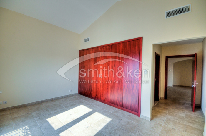 556 - Luxury Villa - 928/9331/11/10/0010 (#015976)