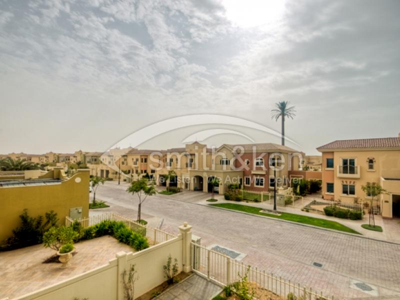 5 Bedrooms Victory Heights Villa for Sale