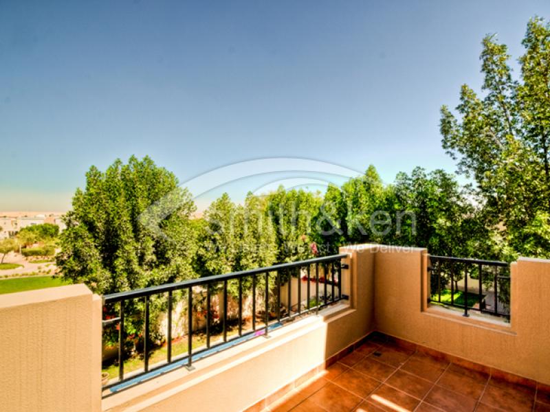 4 Bedrooms Arabian Ranches Villa for Sale