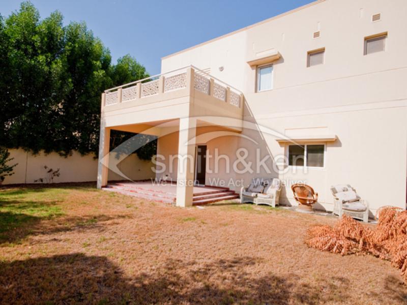 4 Bedrooms The Meadows Villa for Sale