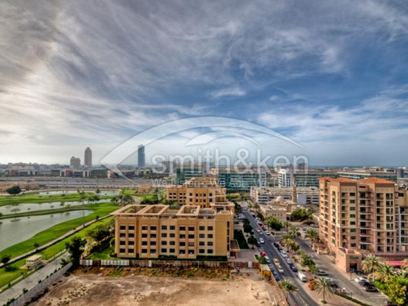 2 Bedrooms The Views Apartment for Sale
