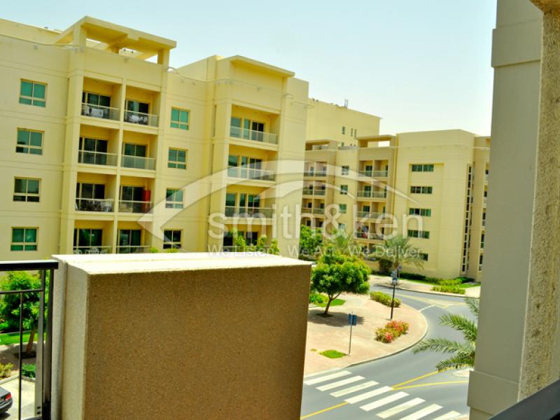 1 Bedroom The Views Apartment for Sale