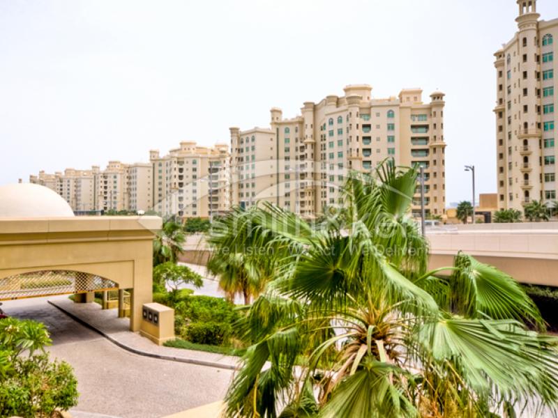 3 Bedrooms Palm Jumeirah Apartment for Sale