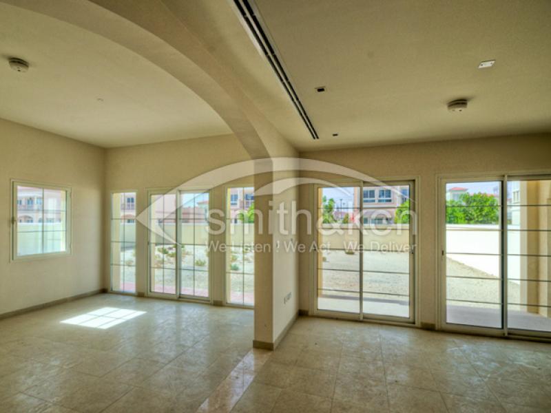 2 Bedrooms Jumeirah Village Villa for Sale