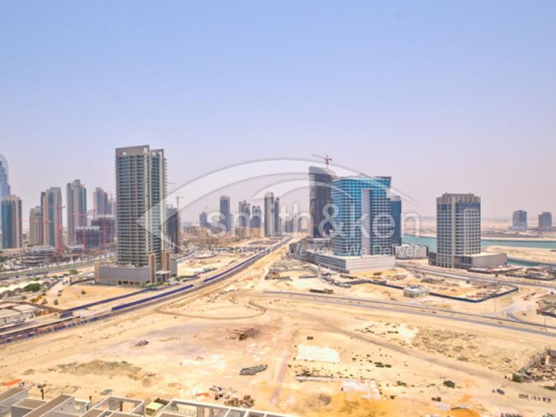 3 Bedrooms Business Bay Apartment for Sale