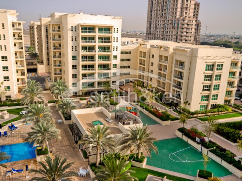 2 Bedrooms The Greens Apartment for Sale