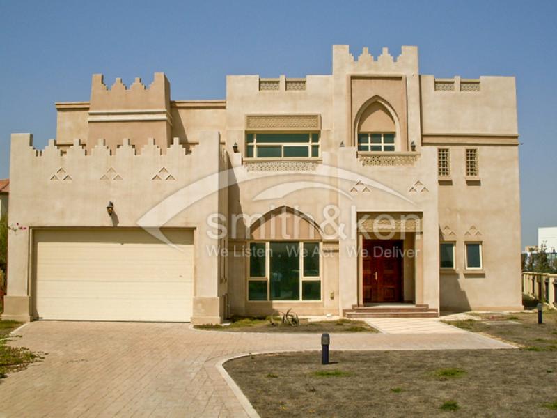 4 Bedrooms Jumeirah Islands Villa for Lease