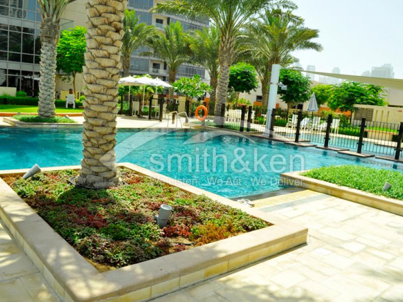 2 Bedrooms Downtown Burj Dubai Apartment for Lease