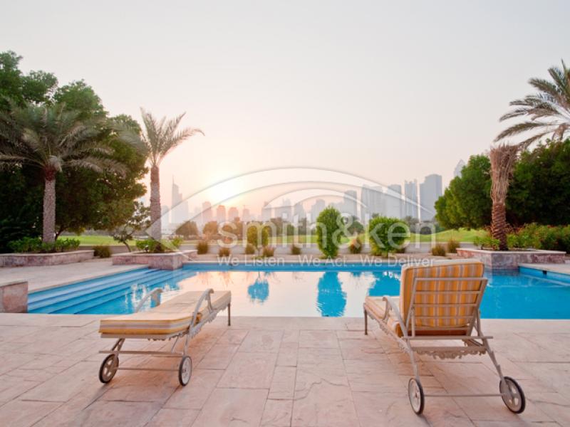 7 Bedrooms Emirates Hills Villa for Lease