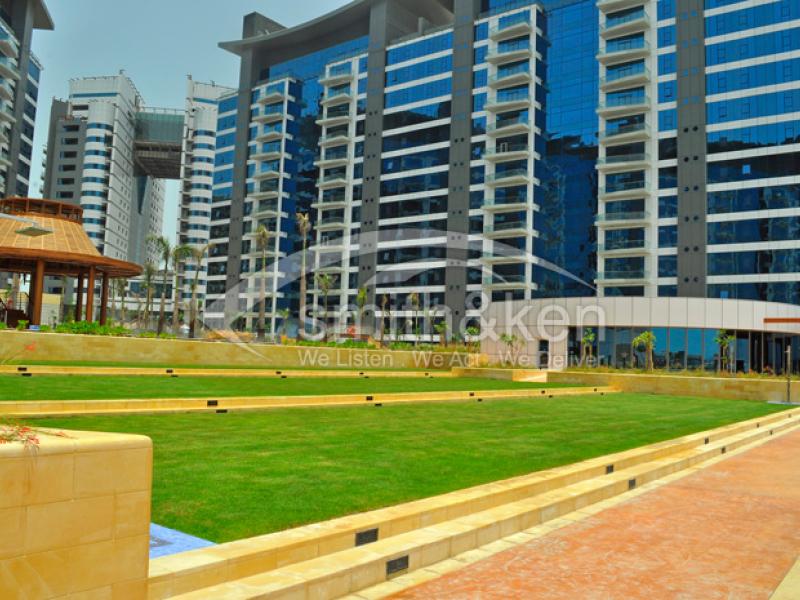 3 Bedrooms Palm Jumeirah Apartment for Lease