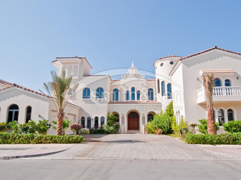 6 Bedrooms Palm Jumeirah Villa for Lease