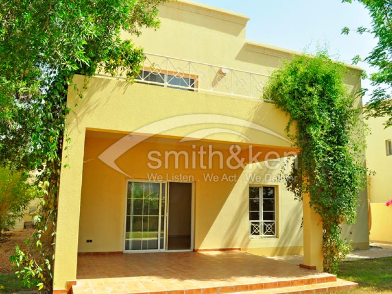 4 Bedrooms The Meadows Villa for Lease