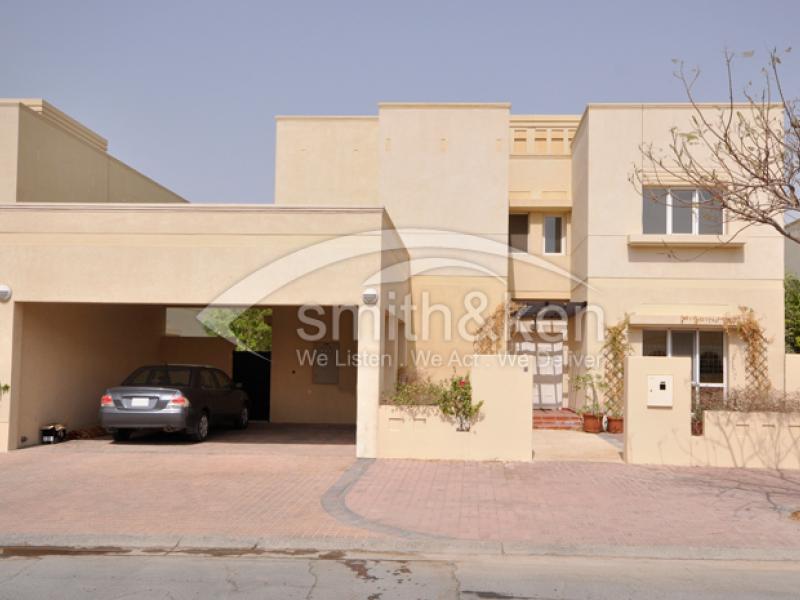 5 Bedrooms The Meadows Villa for Lease