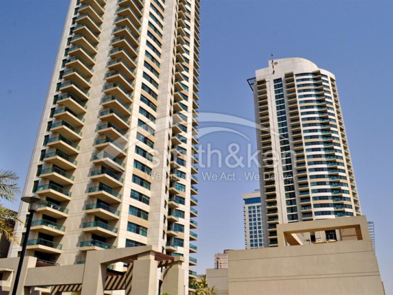 3 Bedrooms The Views Apartment for Lease