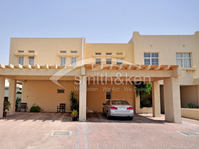 3 Bedrooms The Lakes Villa for Lease
