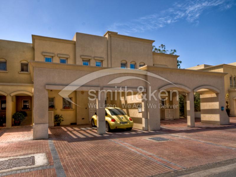 3 Bedrooms The Lakes Villa for Lease
