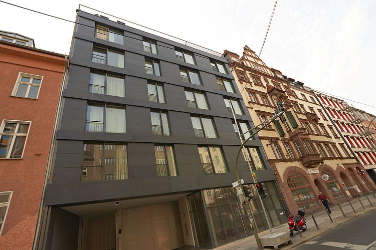 Luxury Penthouse Sold As A Package With BB100