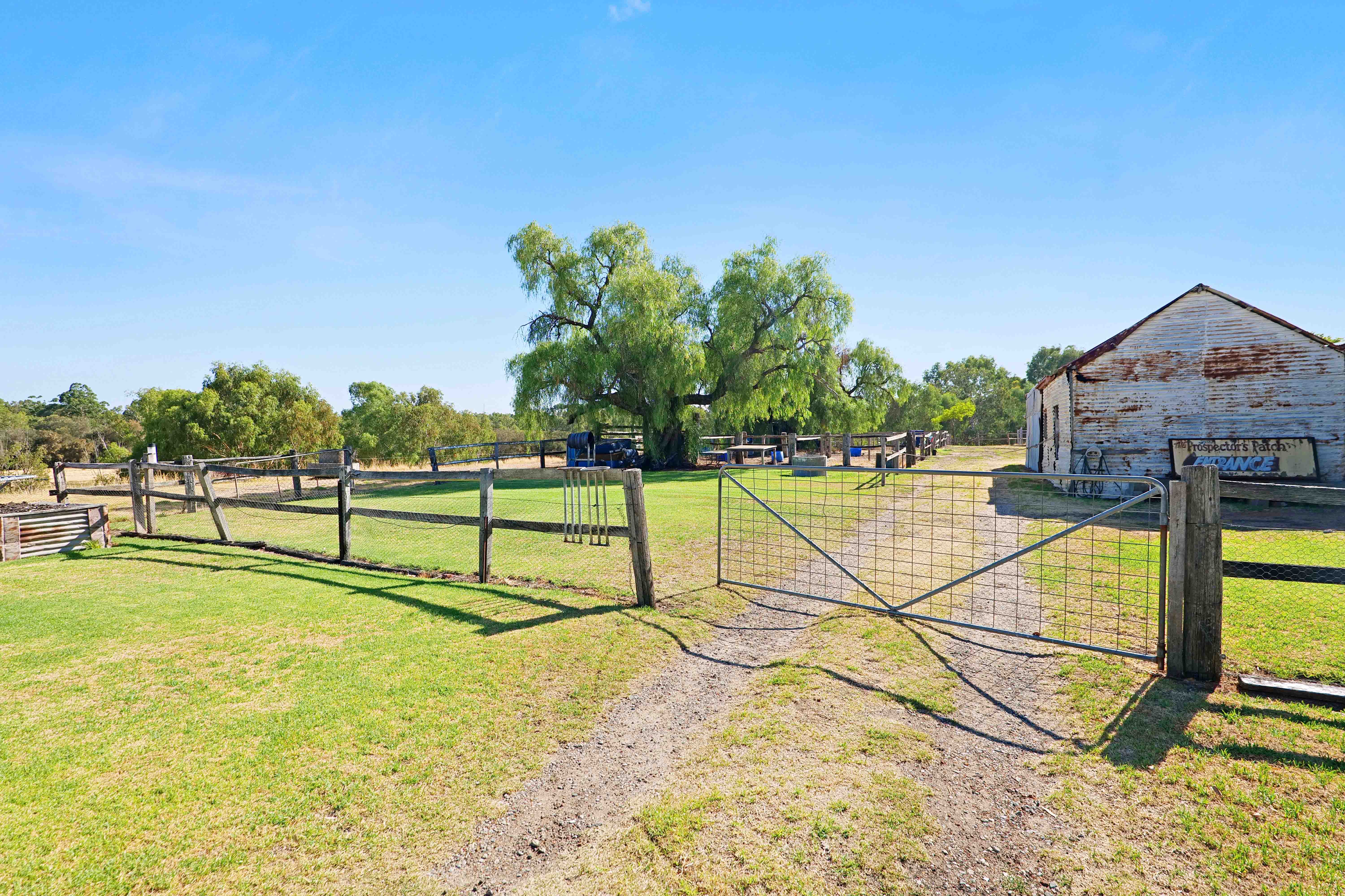 106 & 108 Terrace Road, Guildford WA 6055