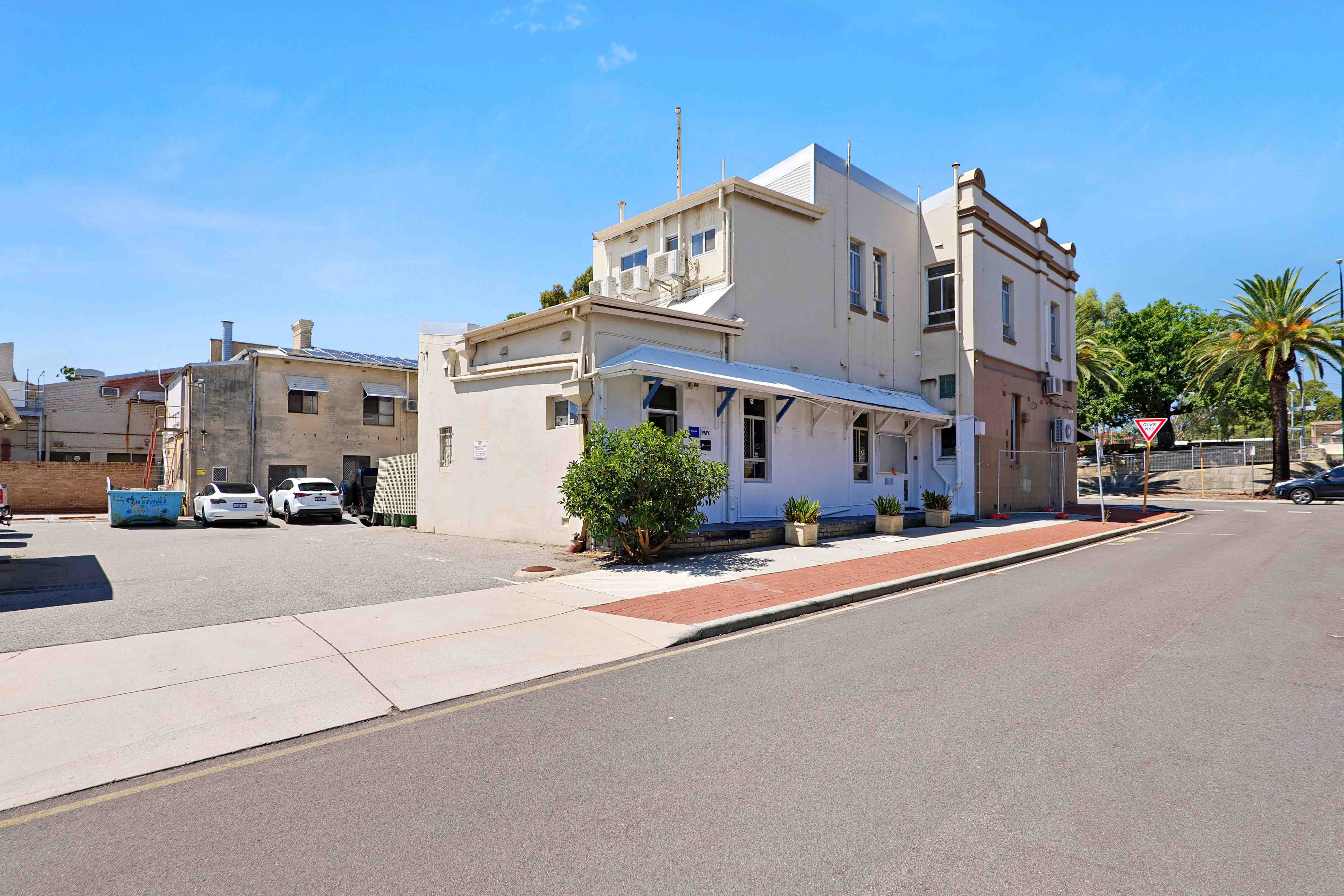 240-250 Railway Parade & 2-4 Rosslyn Street, West Leederville WA 6007