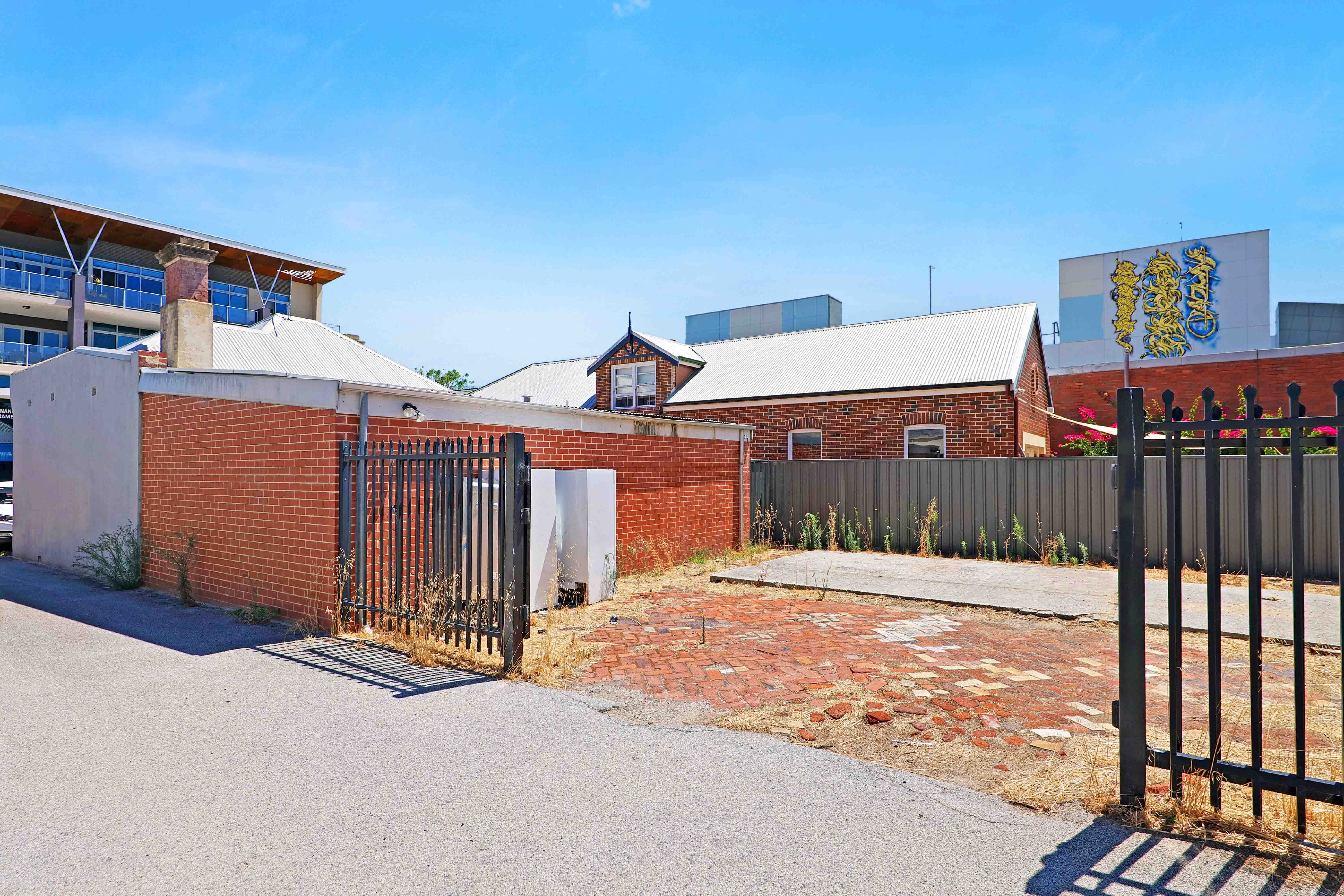 240-250 Railway Parade & 2-4 Rosslyn Street, West Leederville WA 6007
