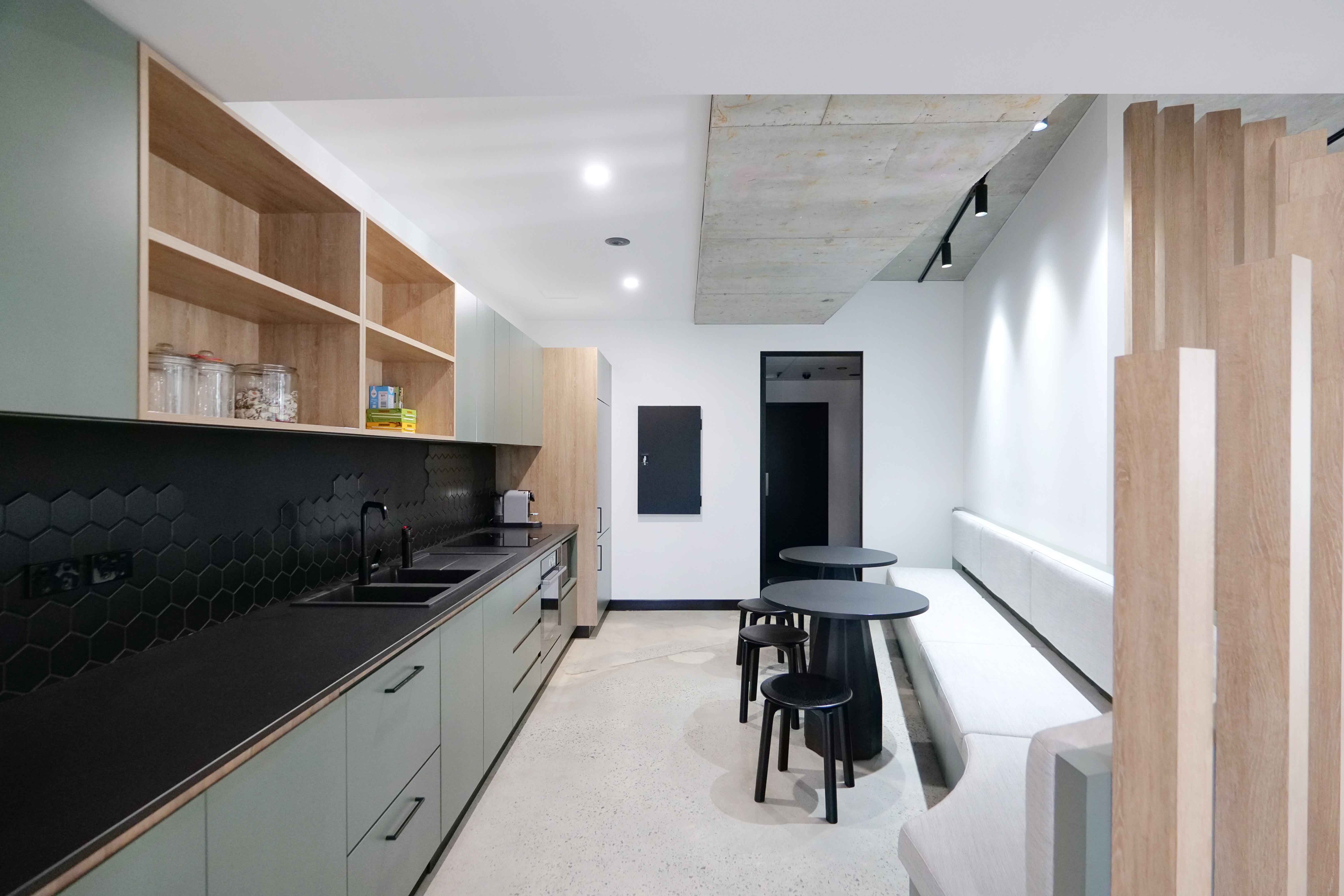 6/40 St Quentin Avenue, Claremont WA 6010