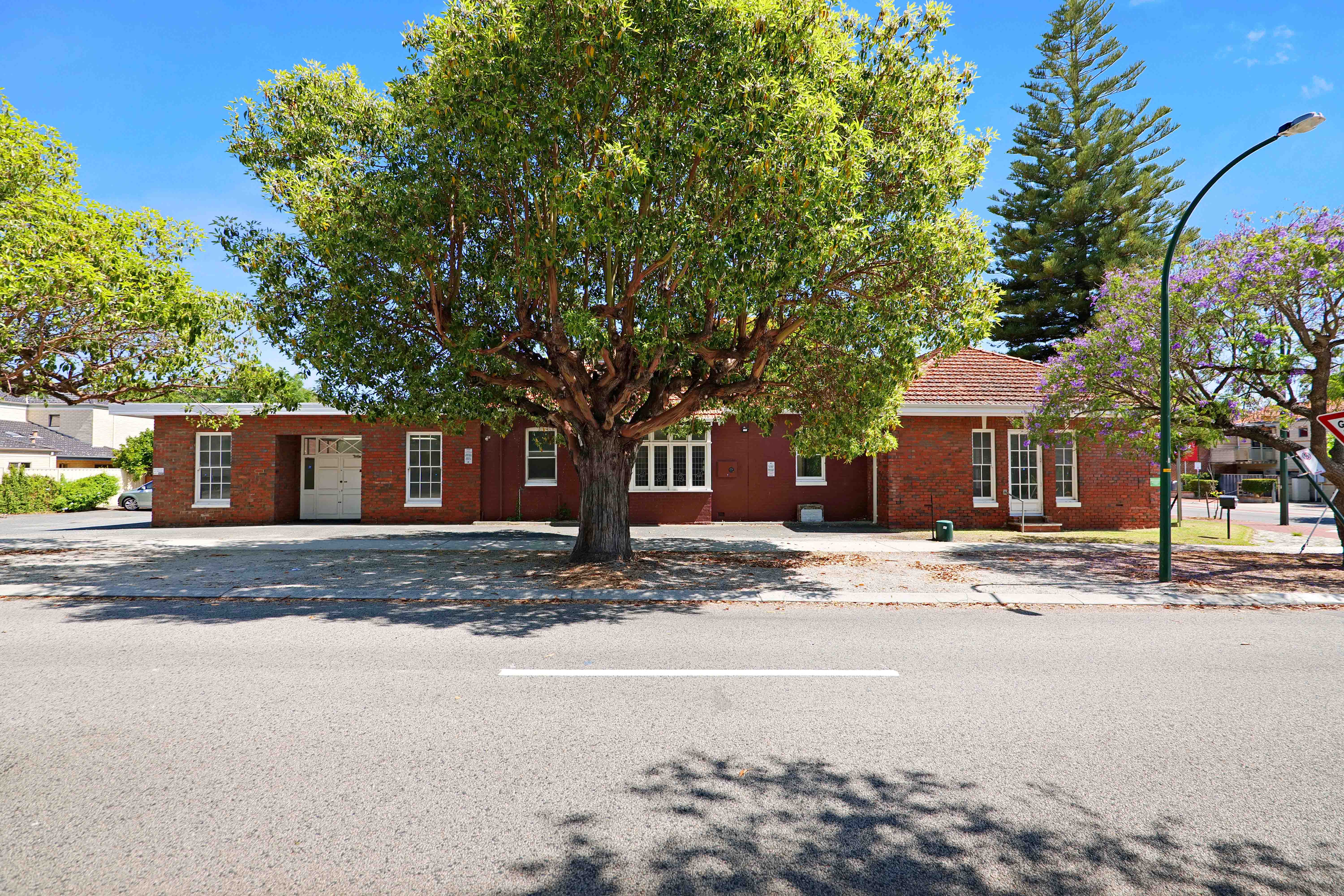 49 Broadway, Nedlands WA 6009