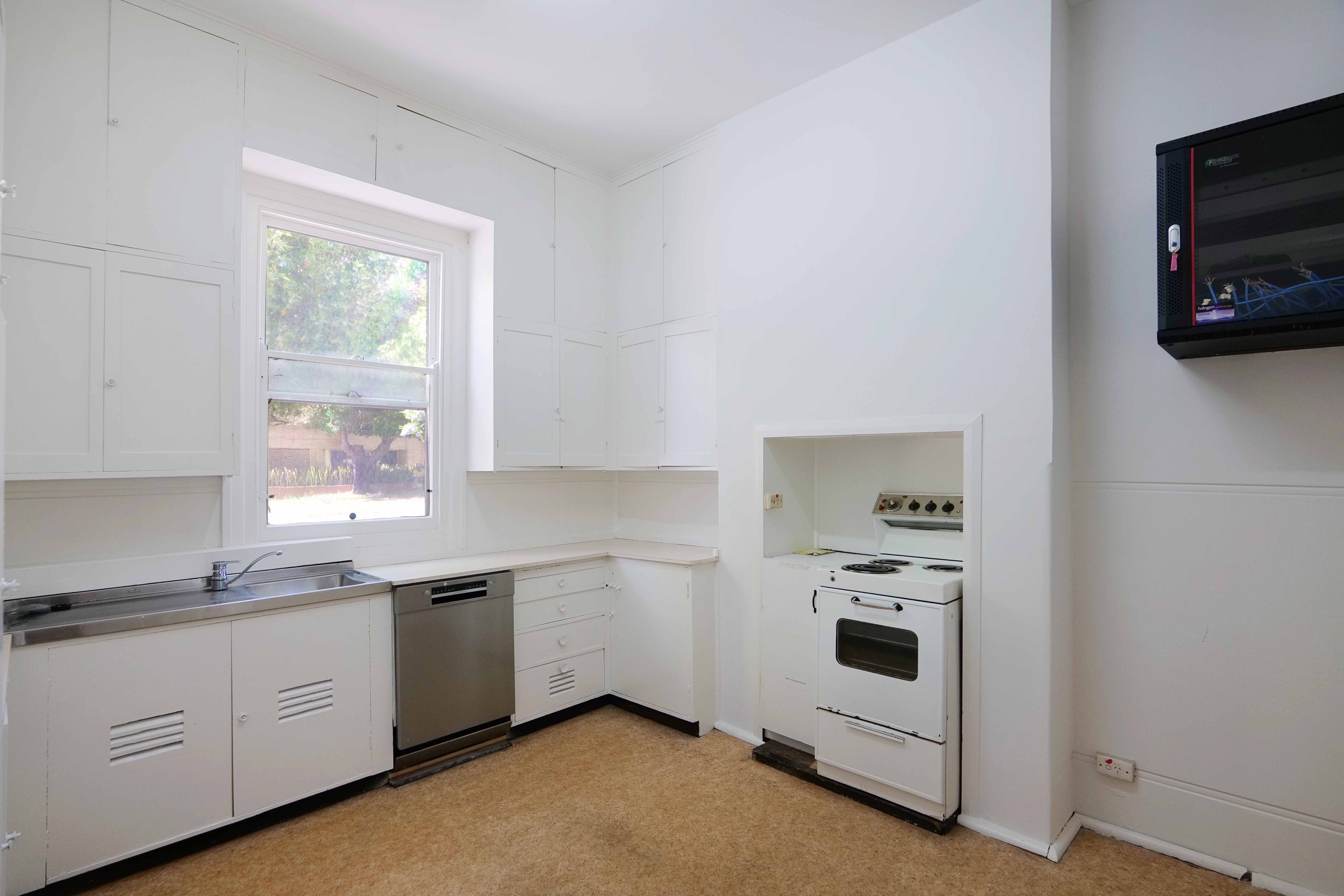 49 Broadway, Nedlands WA 6009