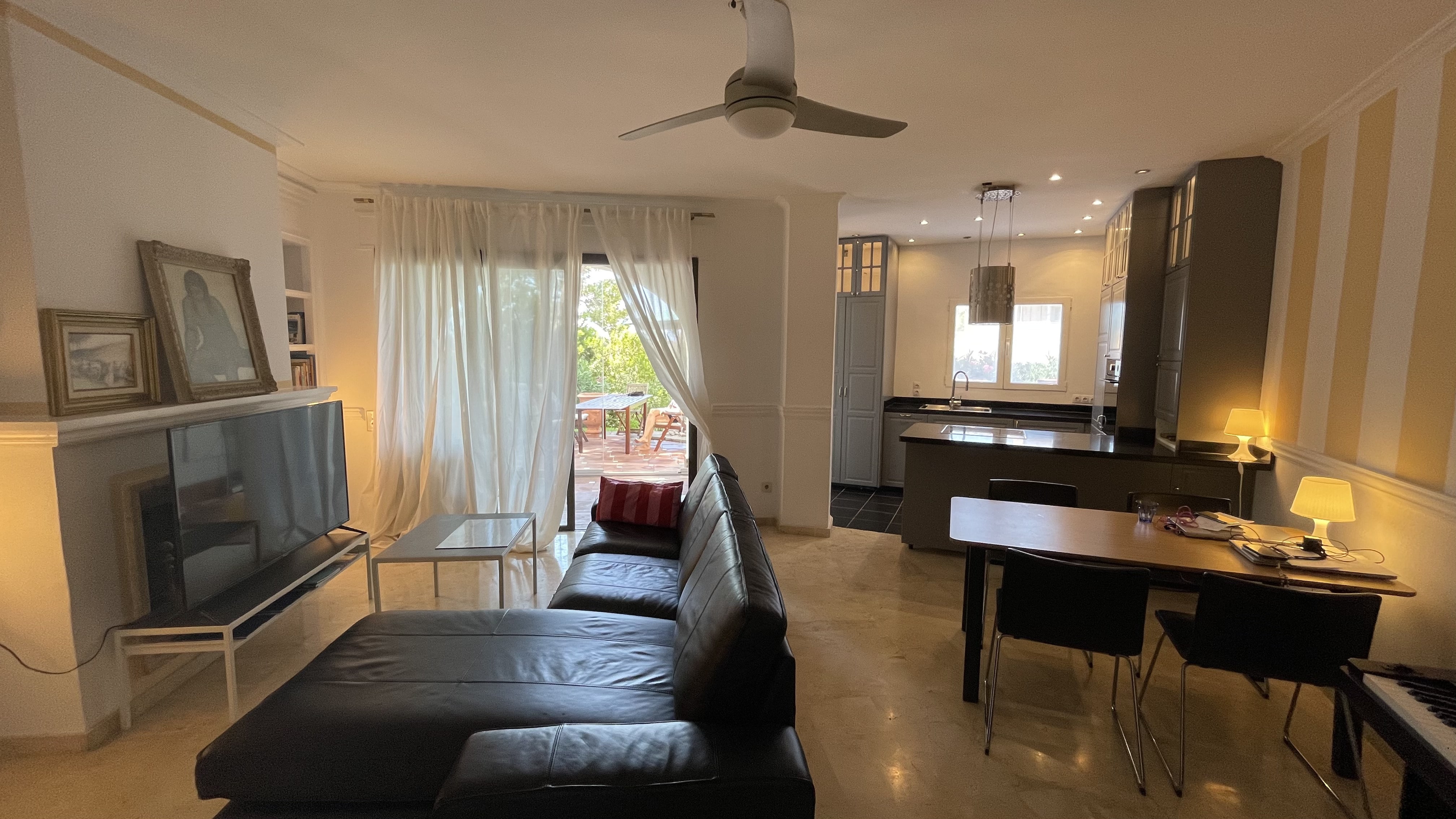 Property Image 2 Property Image 2