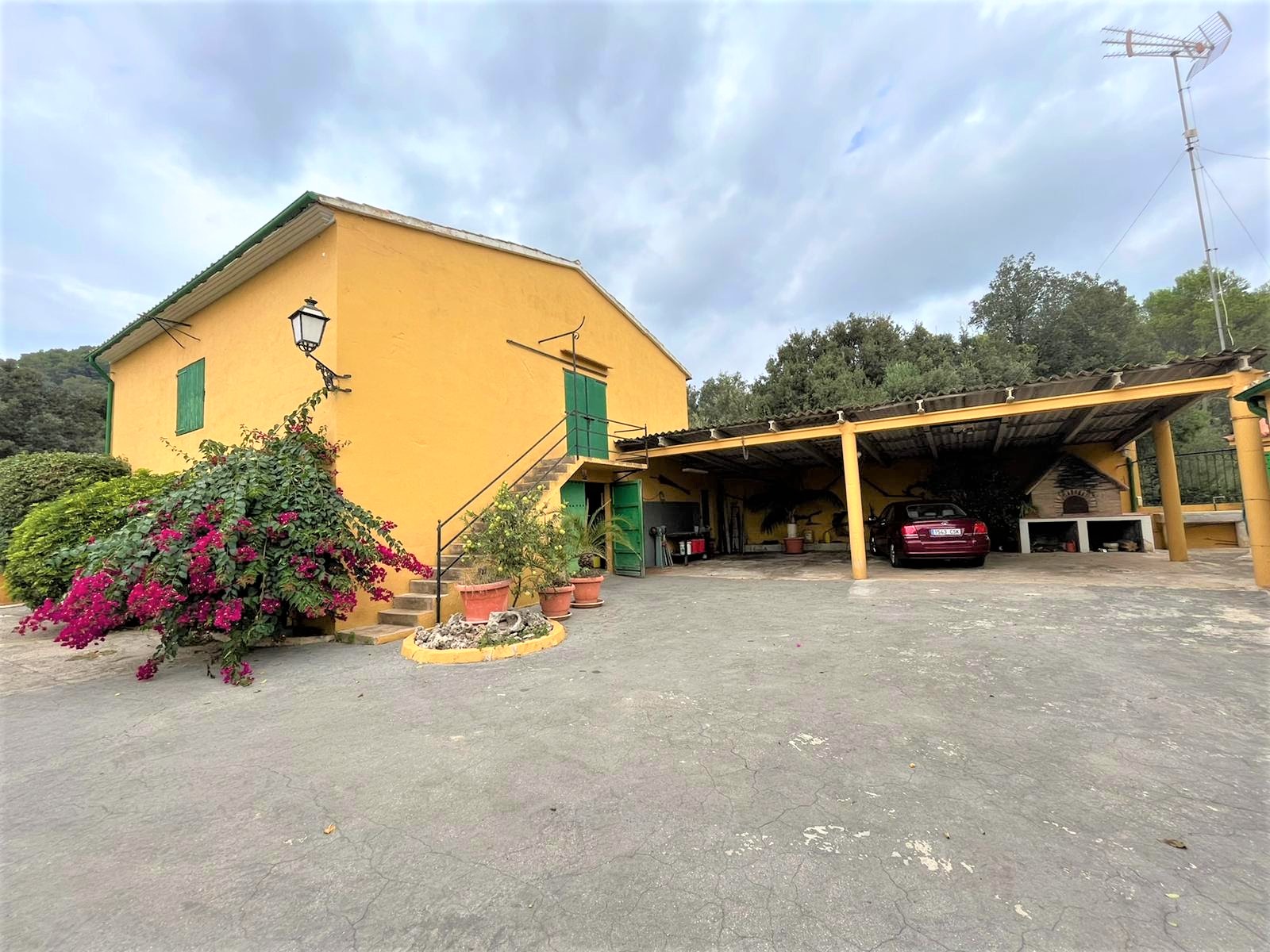 Property Image 3 Property Image 3