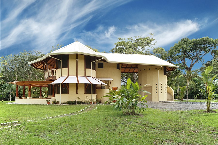 4 bed Single Family Homes For Sale in Puntarenas, Puntarenas - thumb 5