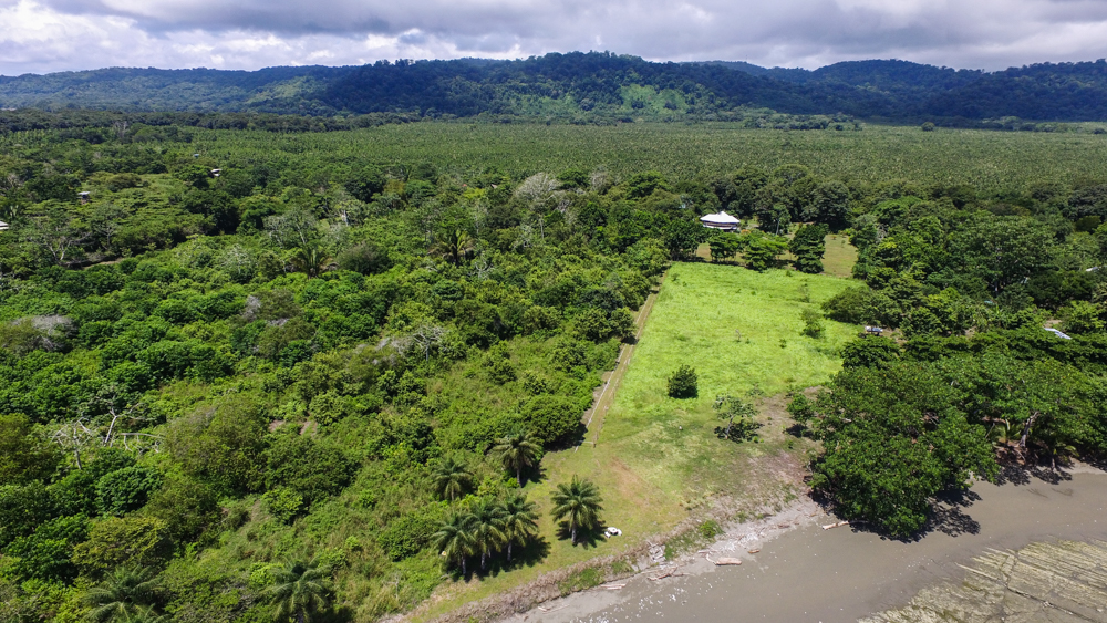 4 bed Single Family Homes For Sale in Puntarenas, Puntarenas - thumb 24