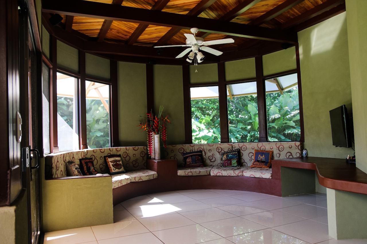 4 bed Single Family Homes For Sale in Puntarenas, Puntarenas - thumb 7