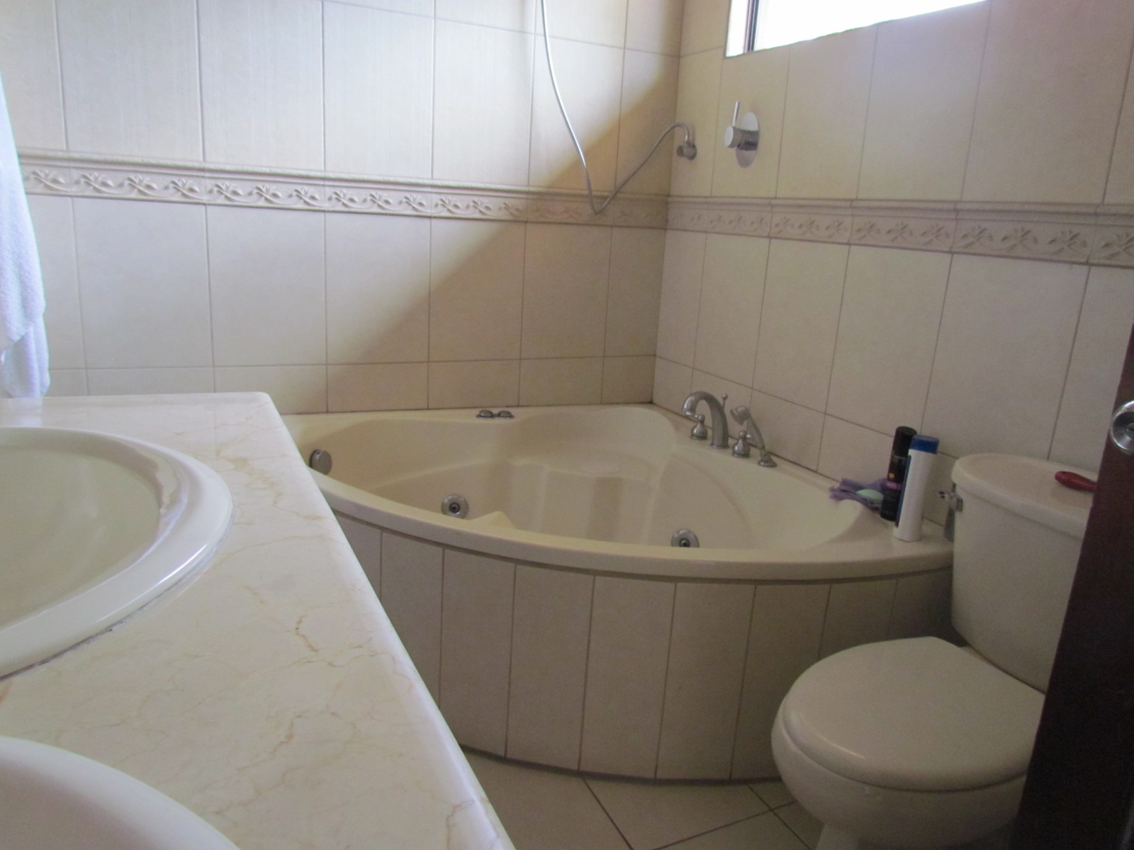 3 bed Condo For Sale in Brasil De Mora, San Jose - thumb 13