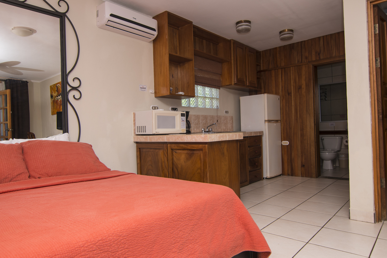 16 bed Hotel / Leisure For Sale in Jaco, Puntarenas - thumb 20