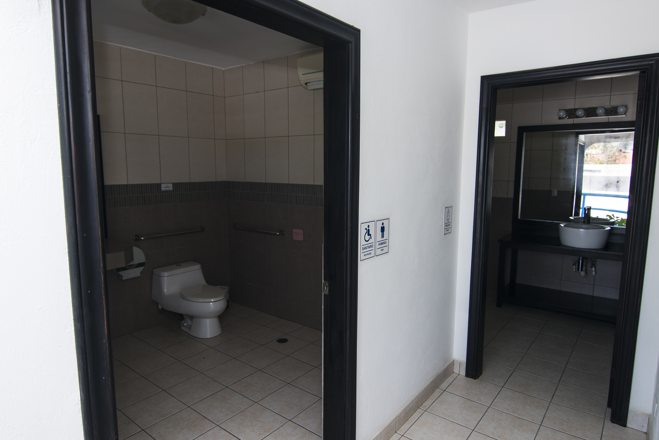 16 bed Hotel / Leisure For Sale in Jaco, Puntarenas - thumb 29